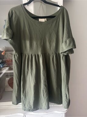 Jardines Domain Jillian Harris dress